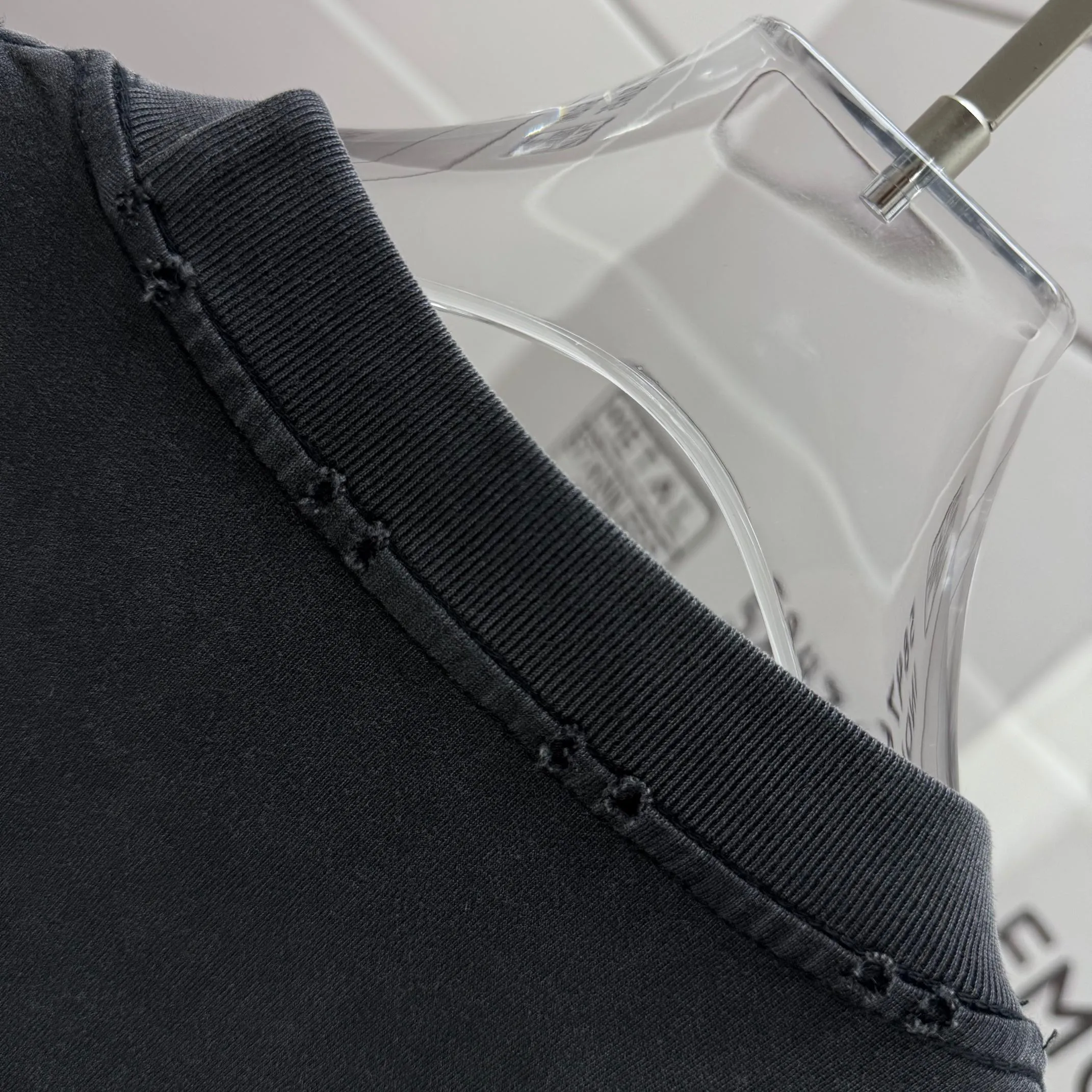 P160 Ston* islan* 石*岛 2025 autumn and winter new style, washed and worn 320g round neck short-sleeved tee, loose version for men and women, color: washed black, washed white, washed gray, washed brown gray Size: S M L XL XXL Size: S (90-130 catties) M (120-150 catties) L (140-165 catties) (160-180 catties) XXL (180-210 catties)